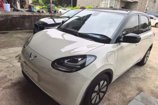 Used Wuling Bingo 2023 410 km Lingxi Deluxe Edition