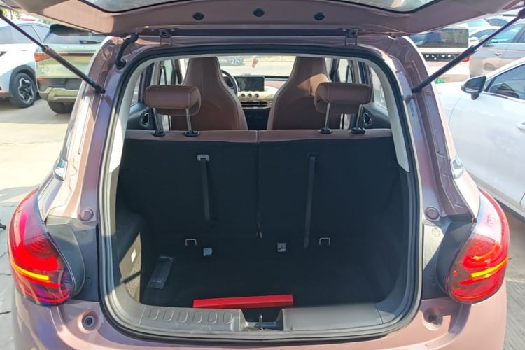 Used Wuling Bingo 2023 203km Comfort Edition Trunk