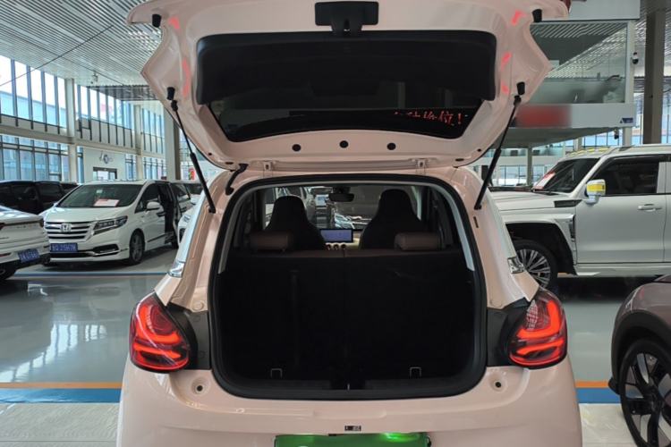 Used Wuling Bingo 2023 410 km Lingxi Deluxe Edition Trunk