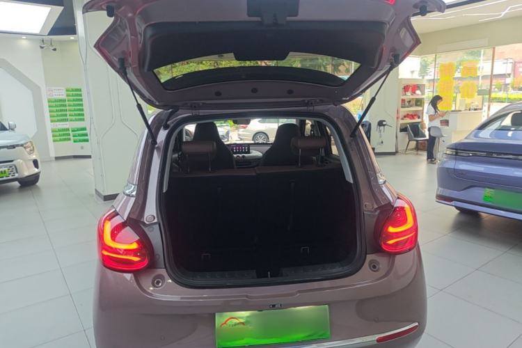 Used Wuling Bingo 2023 333 km Lingxi Connected+ Version Trunk