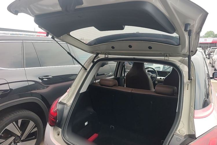 Used Wuling Bingo 2023 333 km Fast-Share Version Trunk