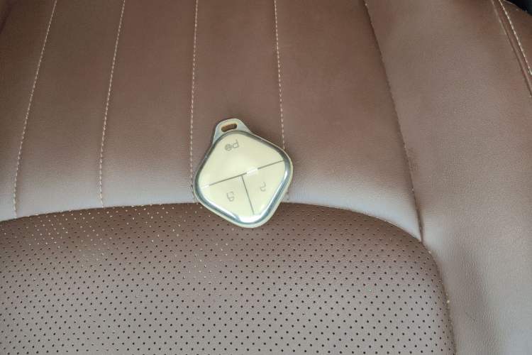 Used Wuling Bingo 2023 333 km Enjoyment Version Vehicle Key