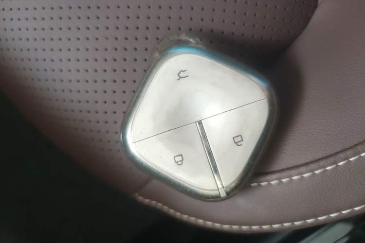 Used Wuling Bingo 2023 333 km Lingxi Connected+ Version Vehicle Key