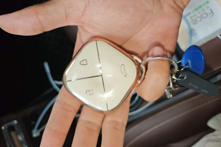 Used Wuling Bingo 2023 333 km Lingxi Connected+ Version Vehicle Key