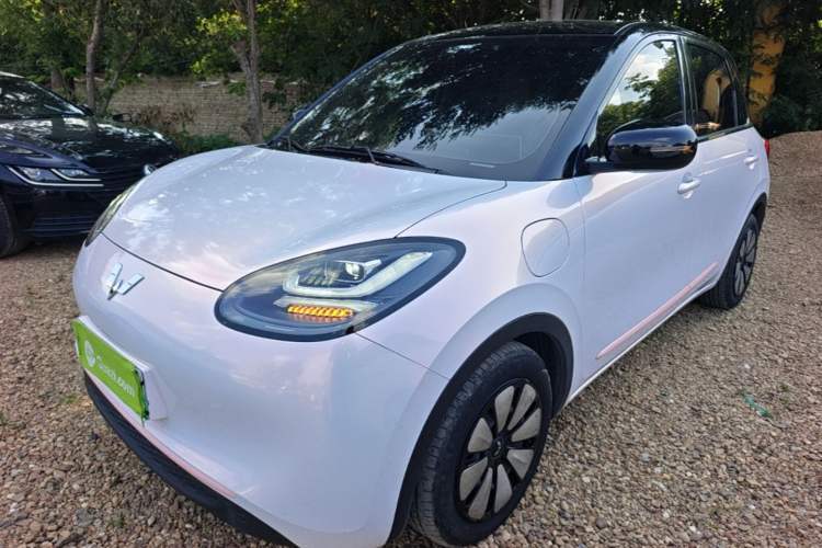 Used Wuling Bingo 2023 333km Enjoy+ Version Guazi used car, China used car export, Used car for sale, Used  cars, Cheapest cars for sale