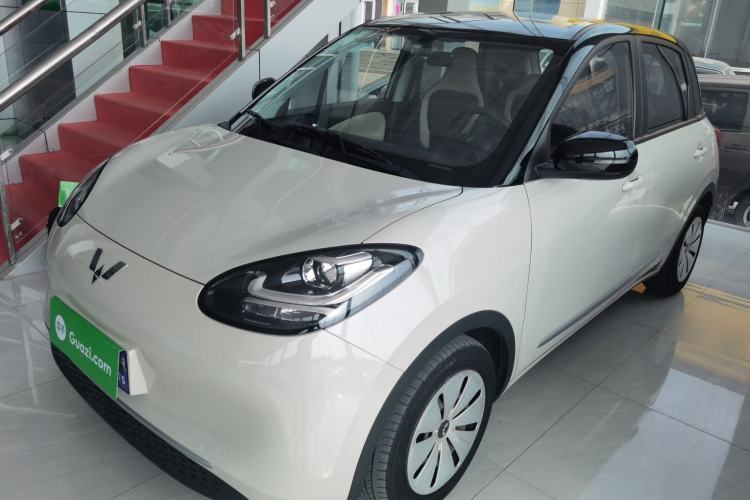 Used Wuling Bingo 2023 203km Light Edition Guazi used car, China used car export, Used car for sale, Used Wuling cars, Cheapest cars for sale, Electric vehicle, New energy car