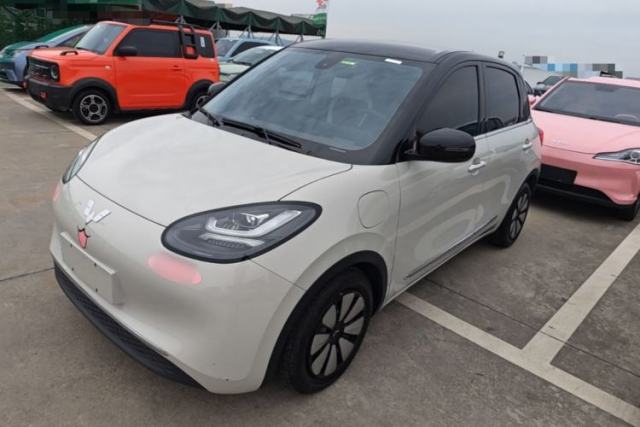 Used Wuling Bingo 2023 333 km Lingxi Connected Version
