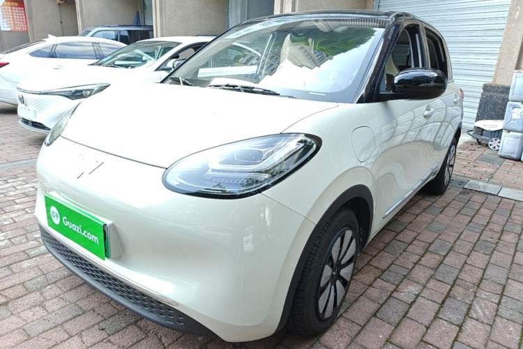 Used Wuling Bingo 2023 410 km Lingxi Deluxe Edition Guazi used car, China used car export, Used car for sale, Used  cars, Cheapest cars for sale