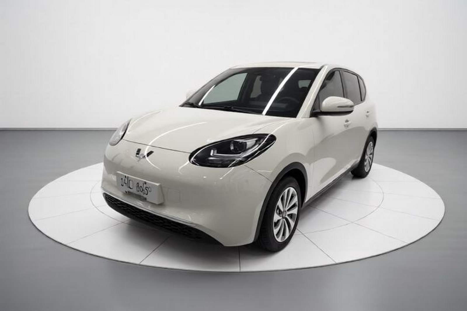 Фото Wuling с площадки
