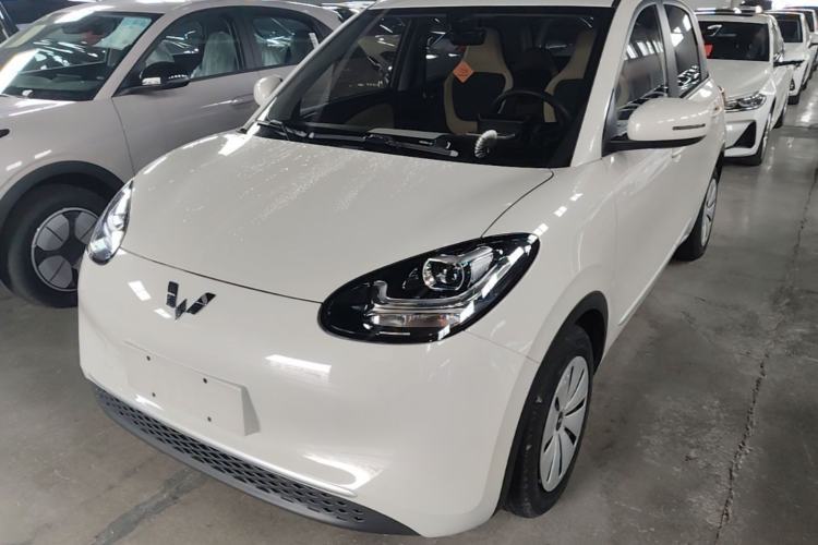 Used Wuling Bingo 2023 203km Light Edition Guazi used car, China used car export, Used car for sale, Used Wuling cars, Cheapest cars for sale, Electric vehicle, New energy car