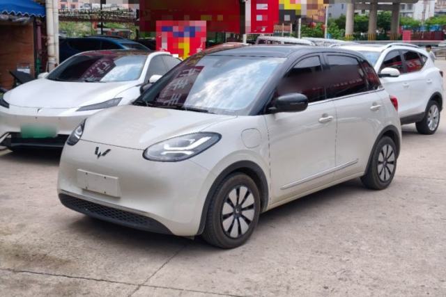 Used Wuling Bingo 2023 333 km Lingxi Connected Version