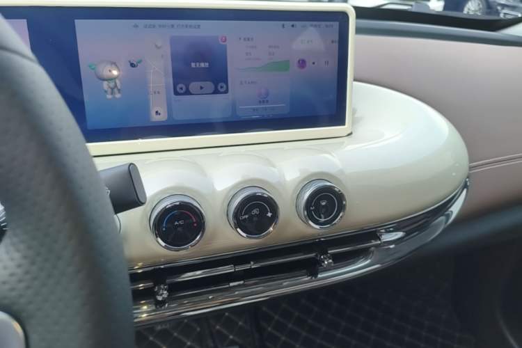 Used Wuling Bingo 2023 410 km Lingxi Deluxe Edition Audio And AC Panel