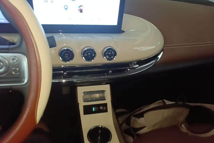 Used Wuling Bingo 2023 333km Enjoy+ Version Audio And AC Panel