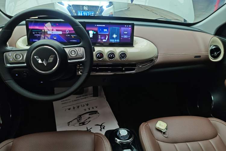 Used Wuling Bingo 2023 333 km Lingxi Connected+ Version Audio And AC Panel