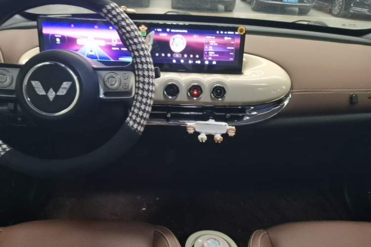 Used Wuling Bingo 2023 333 km Lingxi Connected+ Version Audio And AC Panel