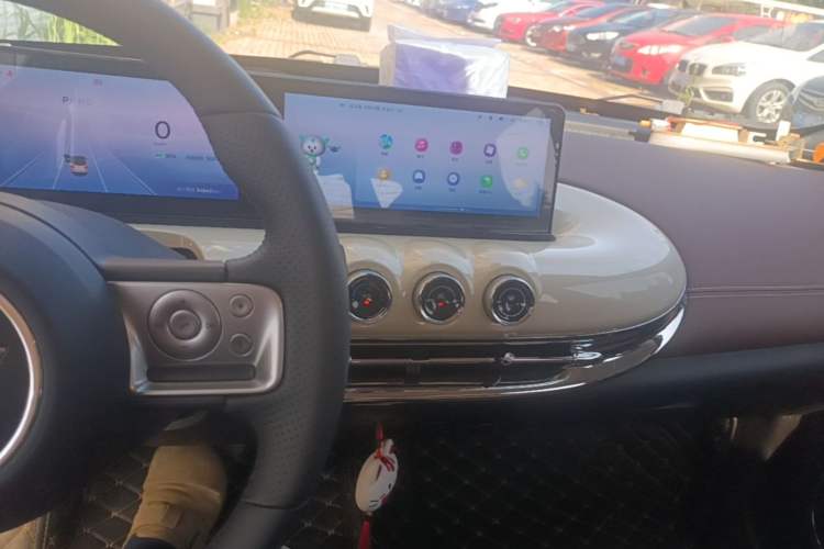 Used Wuling Bingo 2023 410 km Lingxi Deluxe Edition Audio And AC Panel