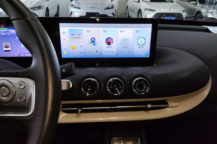 Used Wuling Bingo 2023 333 km Fast-Share Version Audio And AC Panel