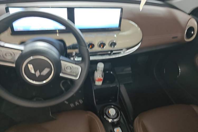 Used Wuling Bingo 2023 333 km Lingxi Connected+ Version Audio And AC Panel