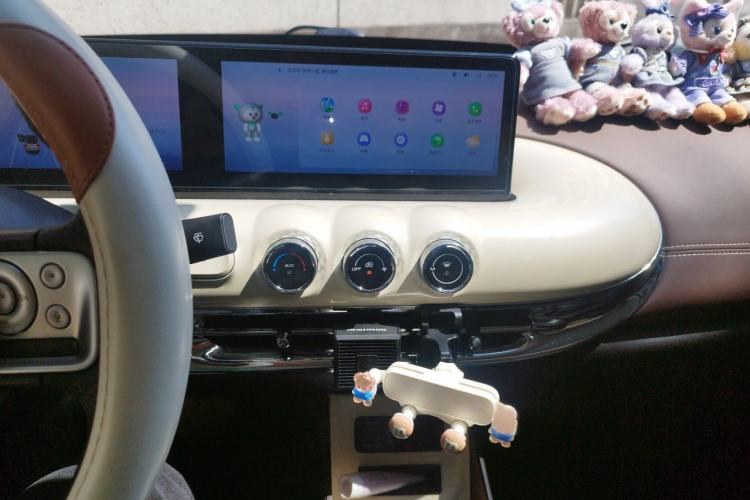 Used Wuling Bingo 2023 333 km Lingxi Connected+ Version Audio And AC Panel