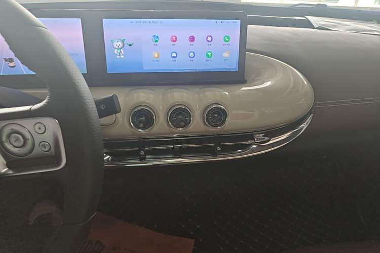 Used Wuling Bingo 2023 333km Enjoy+ Version Audio And AC Panel