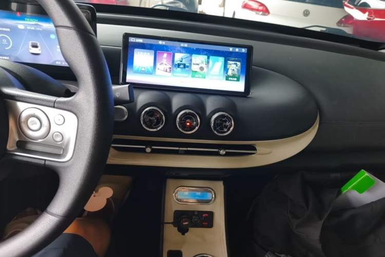 Used Wuling Bingo 2023 203km Light Edition Audio And AC Panel
