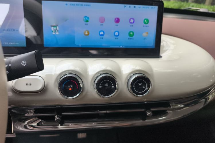 Used Wuling Bingo 2023 410 km Lingxi Deluxe Edition Audio And AC Panel