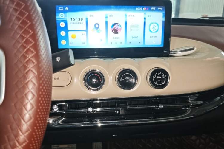 Used Wuling Bingo 2023 333km Enjoy+ Version Audio And AC Panel