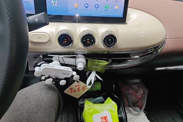 Used Wuling Bingo 2023 333 km Lingxi Connected+ Version Audio And AC Panel