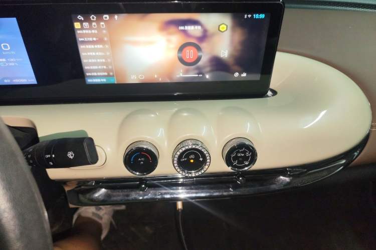 Used Wuling Bingo 2023 333km Enjoy+ Version Audio And AC Panel