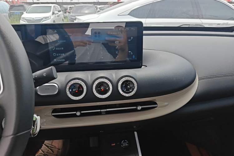 Used Wuling Bingo 2023 333 km Enjoyment Version Audio And AC Panel