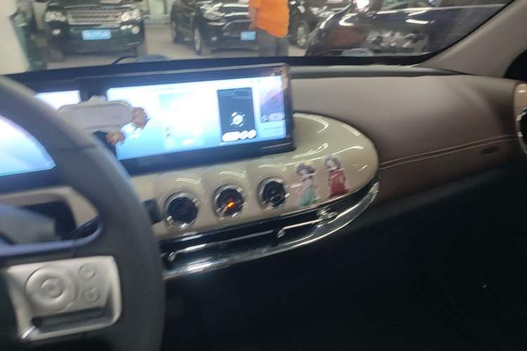 Used Wuling Bingo 2023 333 km Lingxi Connected Version Audio And AC Panel
