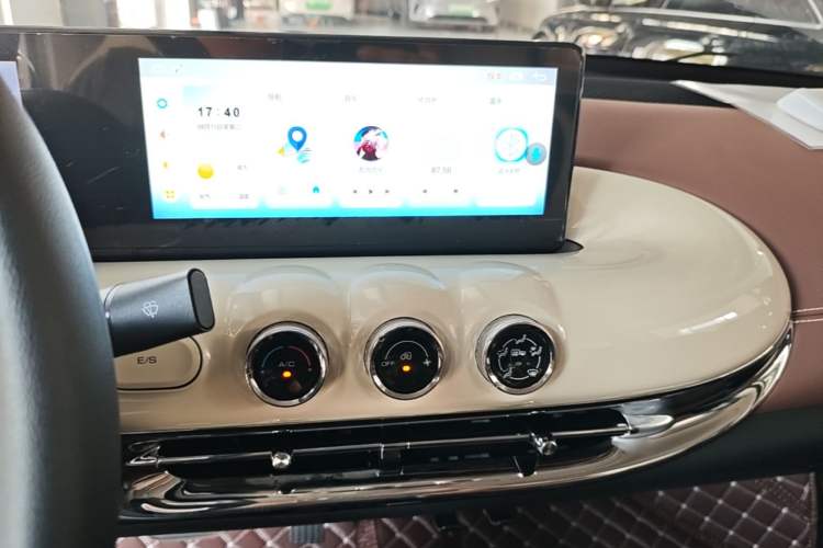 Used Wuling Bingo 2023 333 km Enjoyment Version Audio And AC Panel