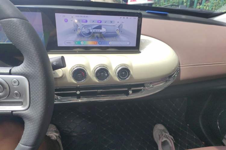 Used Wuling Bingo 2023 333 km Lingxi Connected+ Version Audio And AC Panel
