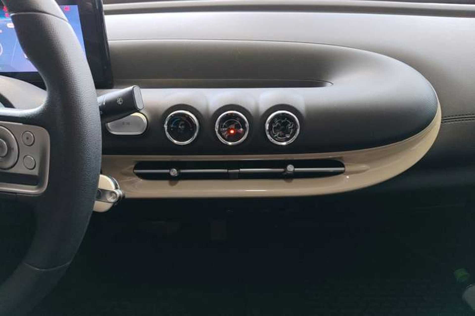 Used Wuling Bingo 2023 203km Light Edition Audio And AC Panel