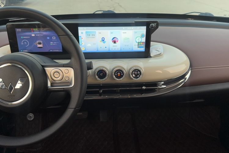 Used Wuling Bingo 2023 203km Comfort Edition Audio And AC Panel