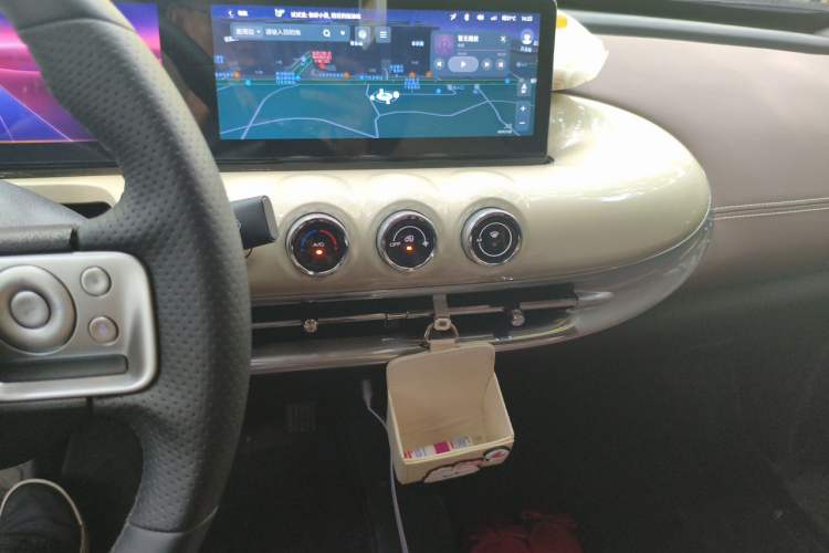 Used Wuling Bingo 2023 333 km Lingxi Connected+ Version Audio And AC Panel