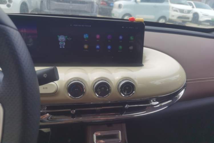 Used Wuling Bingo 2023 410 km Lingxi Deluxe Edition Audio And AC Panel