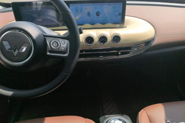 Used Wuling Bingo 2023 203km Comfort Edition Audio And AC Panel
