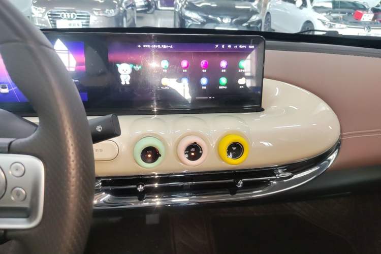 Used Wuling Bingo 2023 333 km Lingxi Connected+ Version Audio And AC Panel