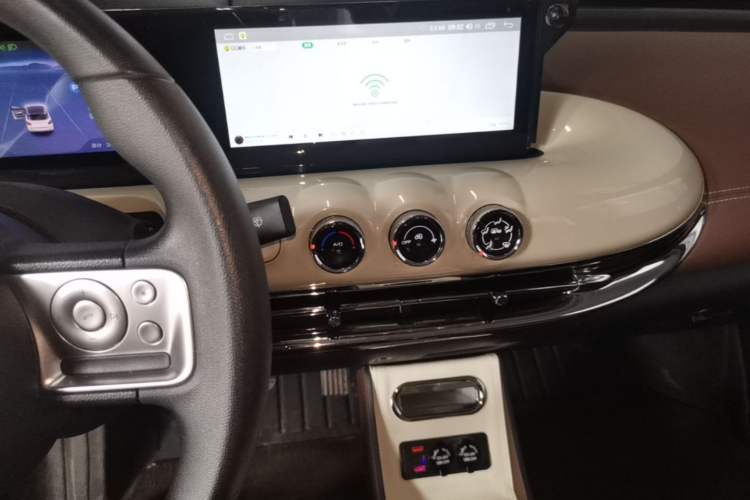 Used Wuling Bingo 2023 333 km Enjoyment Version Audio And AC Panel