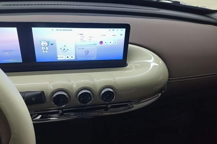 Used Wuling Bingo 2023 333 km Lingxi Connected+ Version Audio And AC Panel