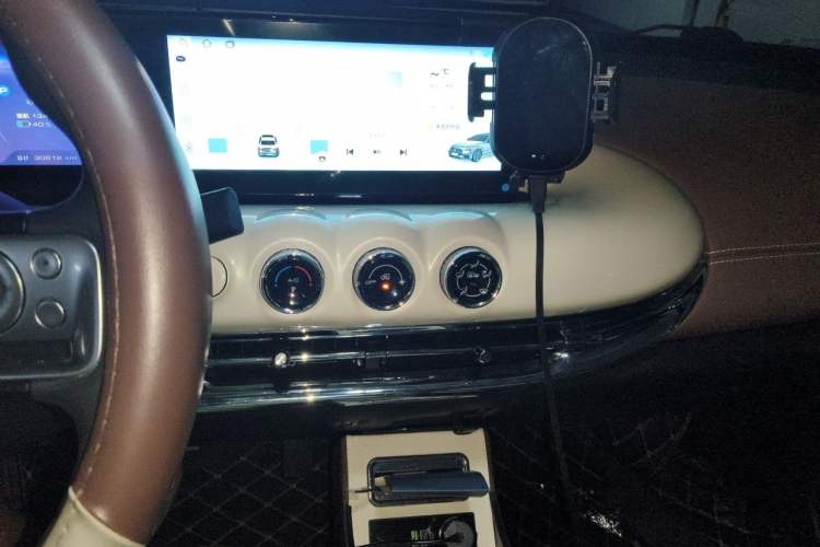 Used Wuling Bingo 2023 333km Enjoy+ Version Audio And AC Panel
