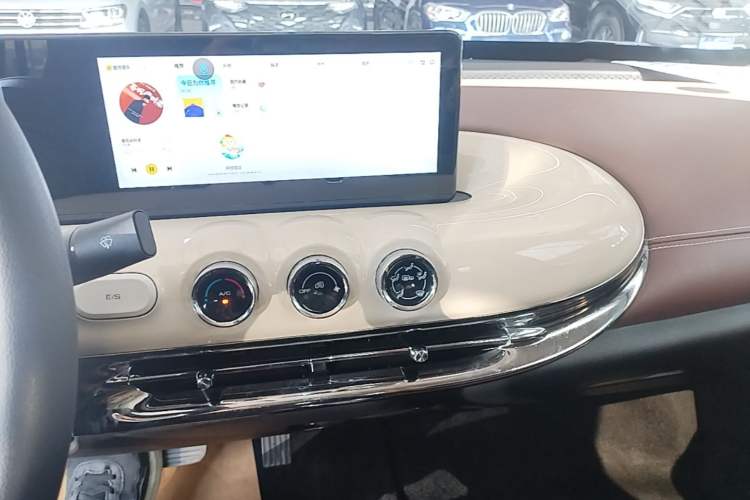 Used Wuling Bingo 2023 333km Enjoy+ Version Audio And AC Panel