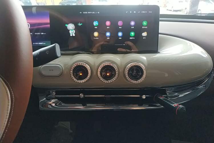 Used Wuling Bingo 2023 410 km Lingxi Deluxe Edition Audio And AC Panel
