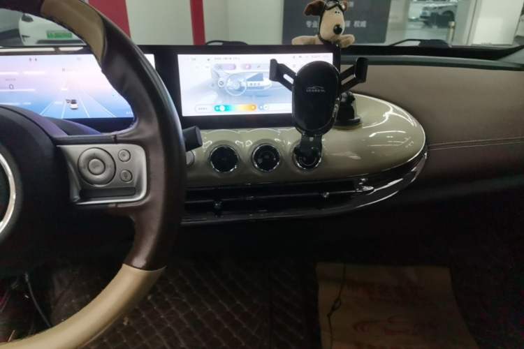 Used Wuling Bingo 2023 333 km Lingxi Connected+ Version Audio And AC Panel