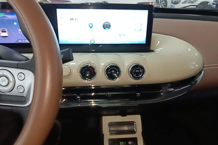 Used Wuling Bingo 2023 333 km Enjoyment Version Audio And AC Panel