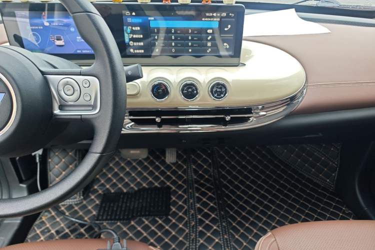 Used Wuling Bingo 2023 203km Comfort Edition Audio And AC Panel