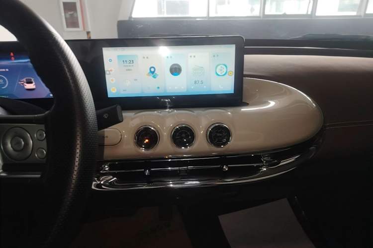 Used Wuling Bingo 2023 333 km Enjoyment Version Audio And AC Panel
