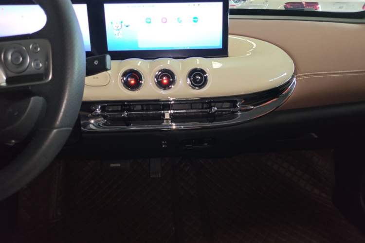 Used Wuling Bingo 2023 410 km Lingxi Deluxe Edition Audio And AC Panel