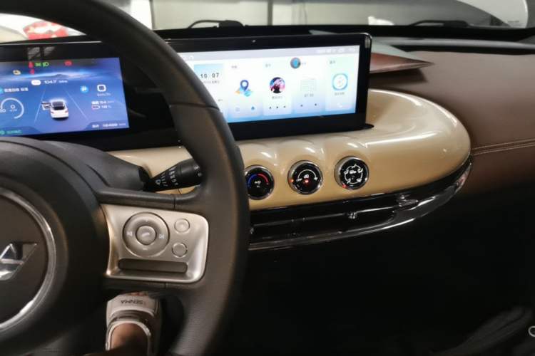 Used Wuling Bingo 2023 333 km Enjoyment Version Audio And AC Panel
